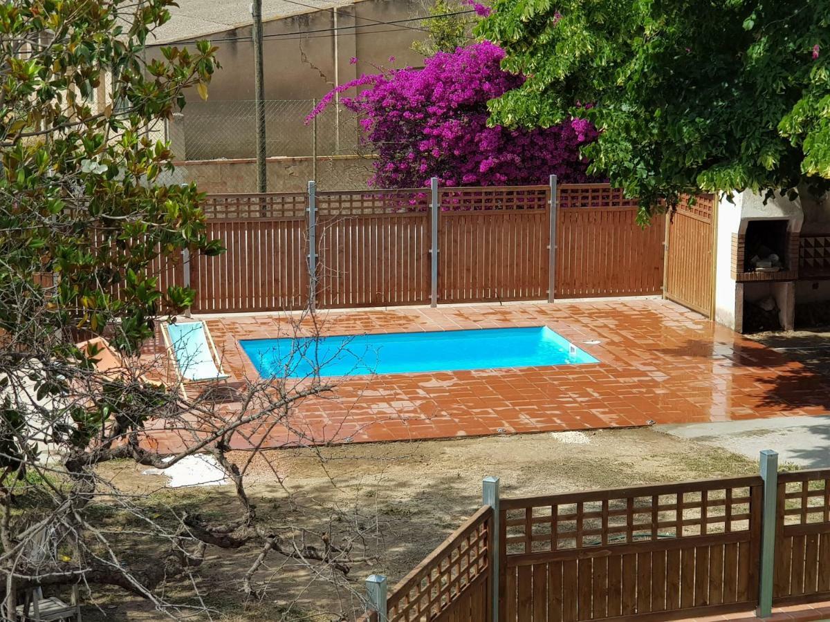فيلا Casa Raval De Gracia C كامبريلس المظهر الخارجي الصورة
